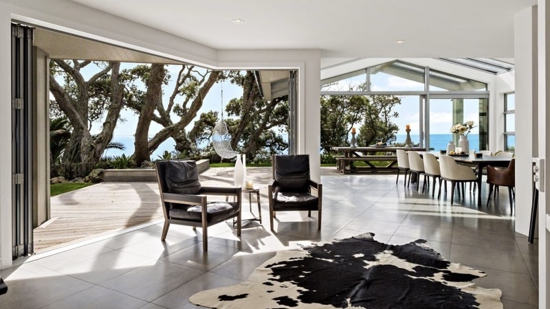 Best Suburbs for Airbnb in Auckland: Where Are the Strongest Short-Term Rental Opportunities?